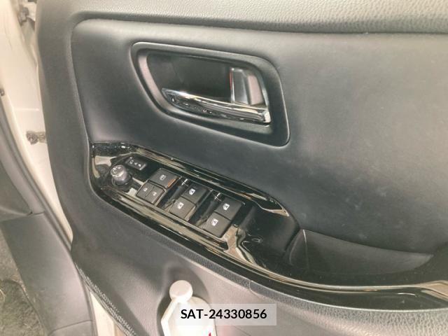 Toyota NOAH 2020-02 8231090-10