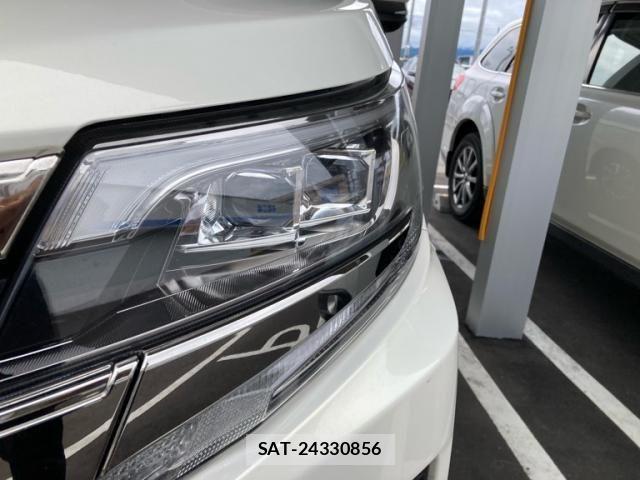 Toyota NOAH 2020-02 8231090-3