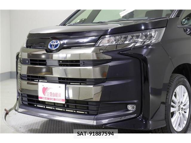 Toyota NOAH 2022-06 8246179-8