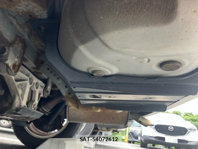 Toyota NOAH 2009-08 8246184-10