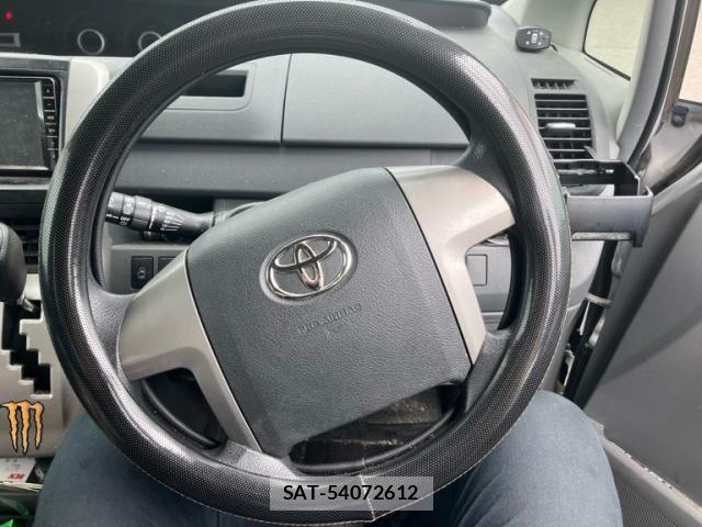 Toyota NOAH 2009-08 8246184-19