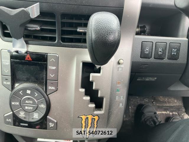 Toyota NOAH 2009-08 8246184-20