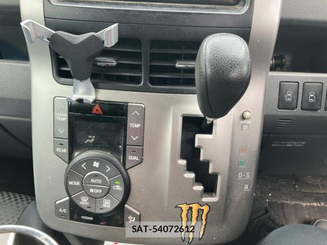 Toyota NOAH 2009-08 8246184-25