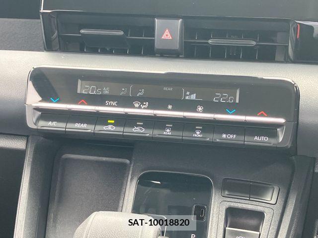 Toyota NOAH 2024-01 8246178-11