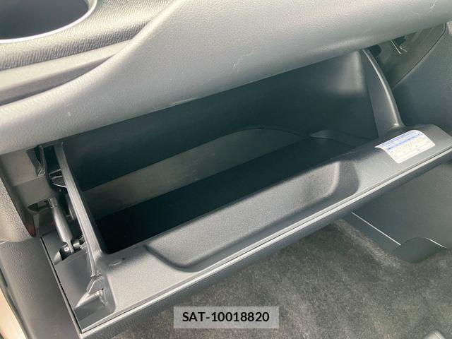 Toyota NOAH 2024-01 8246178-20