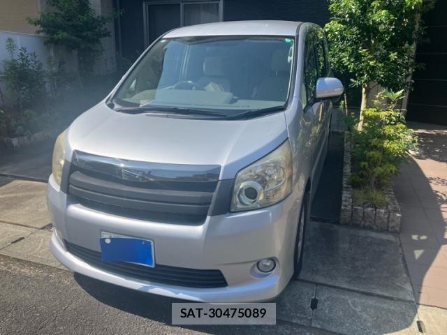 Toyota NOAH 2008-08 8246183-0
