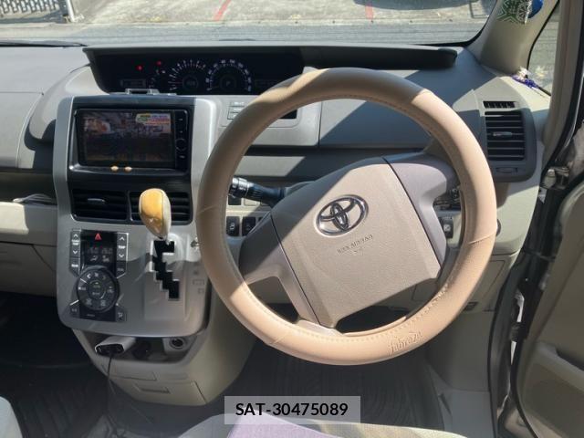 Toyota NOAH 2008-08 8246183-15