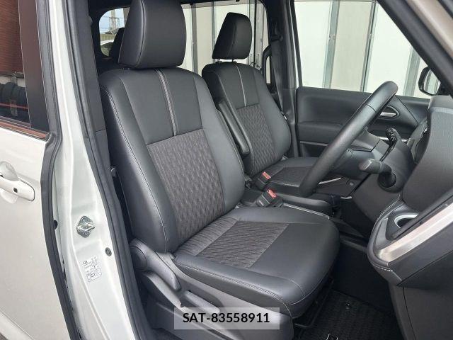 Toyota NOAH 2023-01 8246177-9