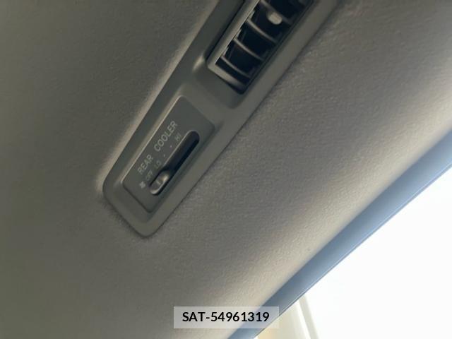 Toyota NOAH 2007-08 8246182-21