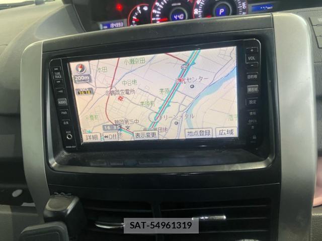 Toyota NOAH 2007-08 8246182-23