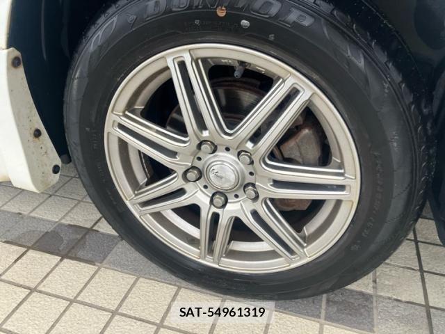 Toyota NOAH 2007-08 8246182-4