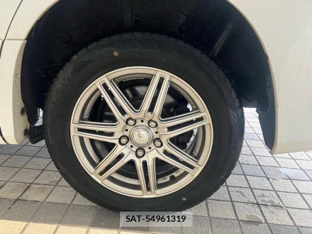 Toyota NOAH 2007-08 8246182-6