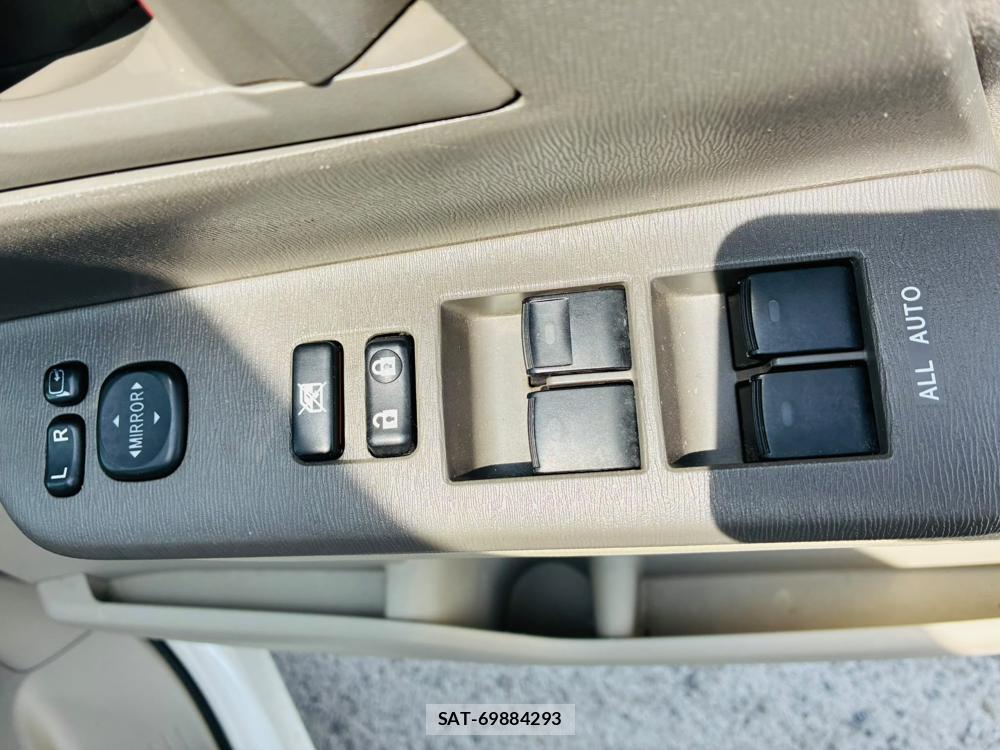 Toyota NOAH 2007-08 8120433-21