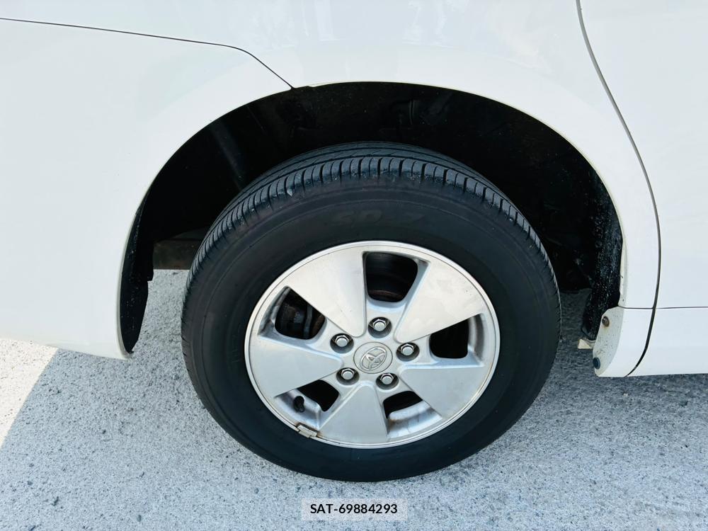 Toyota NOAH 2007-08 8120433-27