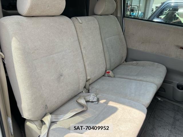Toyota NOAH 2007-05 8316016-15