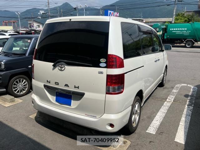 Toyota NOAH 2007-05 8316016-5