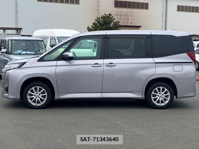 Toyota NOAH 2023-03 8316014-19