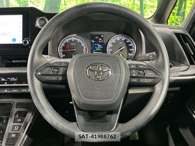 Toyota NOAH 2023-04 8337157-11