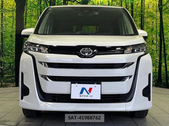Toyota NOAH 2023-04 8337157-14