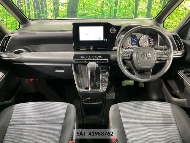 Toyota NOAH 2023-04 8337157-1