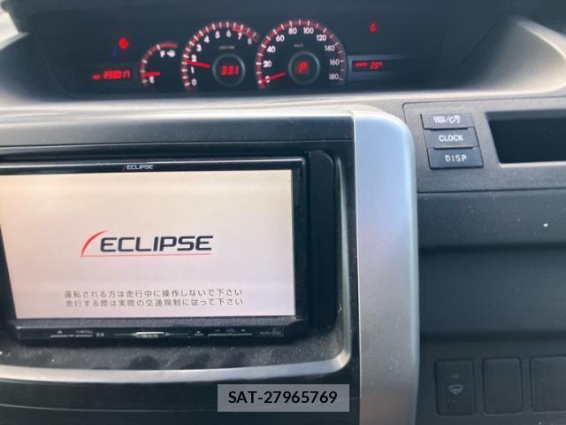 Toyota NOAH 2013-07 8337158-24