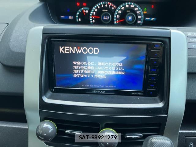Toyota NOAH 2013-11 8355217-16