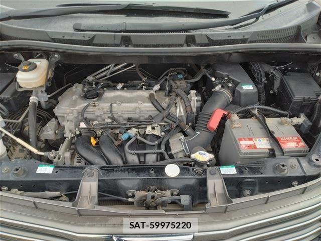 Toyota NOAH 2011-10 8355216-11