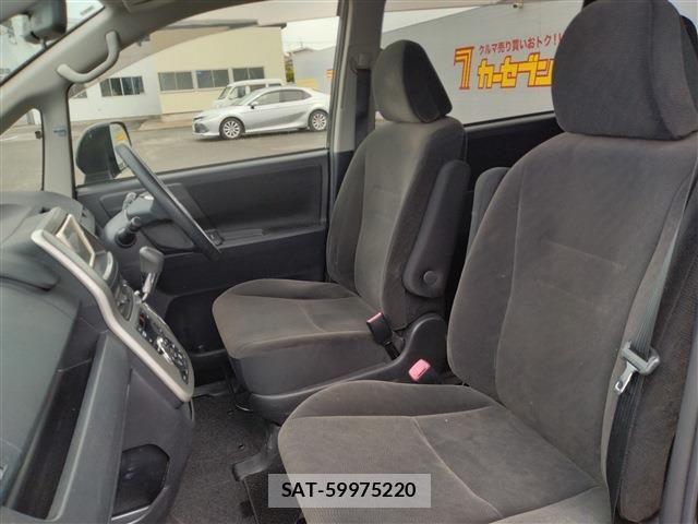 Toyota NOAH 2011-10 8355216-12