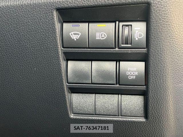 Toyota NOAH 2024-01 8367744-12