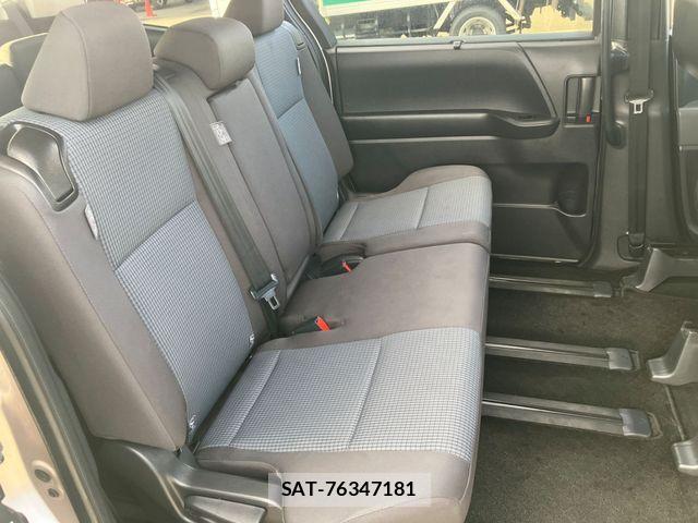 Toyota NOAH 2024-01 8367744-15