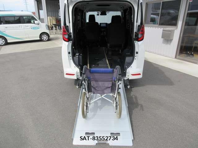 Toyota NOAH 2023-08 8367743-9