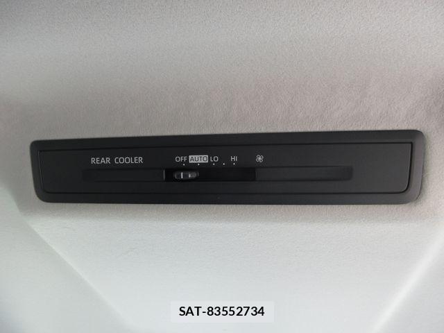 Toyota NOAH 2023-08 8367743-19