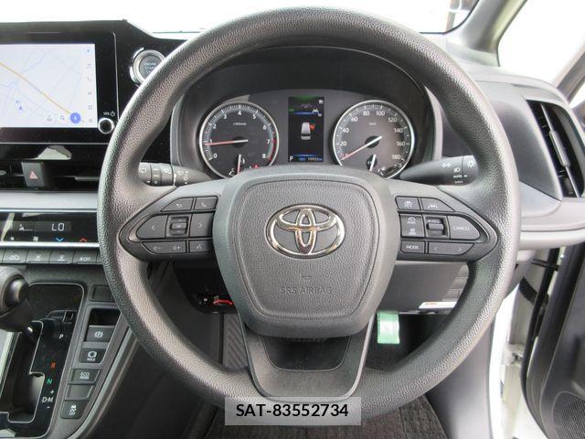 Toyota NOAH 2023-08 8367743-21