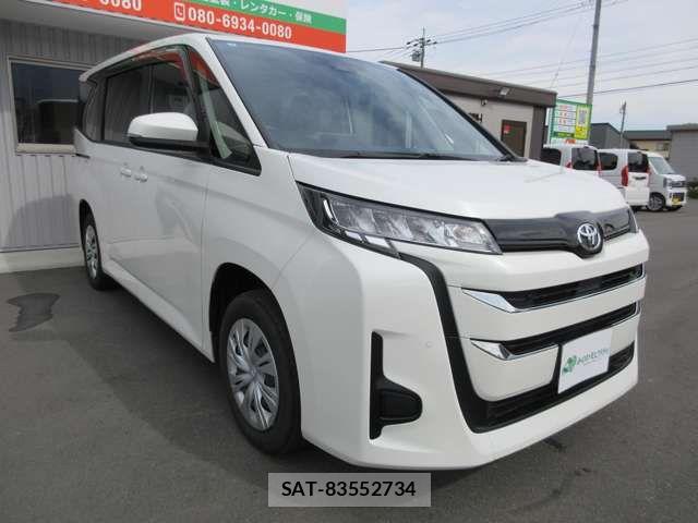 Toyota NOAH 2023-08 8367743-2