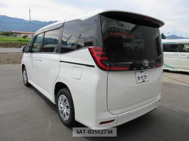 Toyota NOAH 2023-08 8367743-6