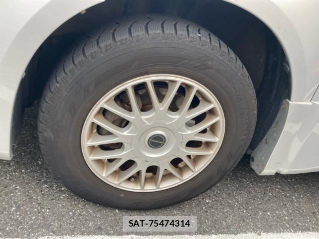 Toyota NOAH 2010-11 8367745-6