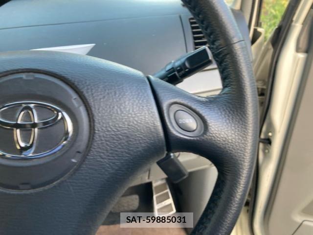 Toyota NOAH 2007-03 8367747-13