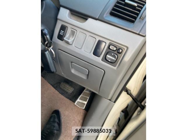 Toyota NOAH 2007-03 8367747-14