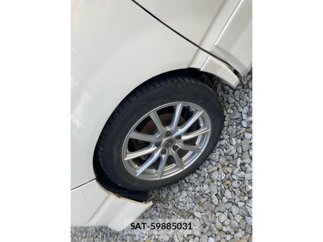 Toyota NOAH 2007-03 8367747-7