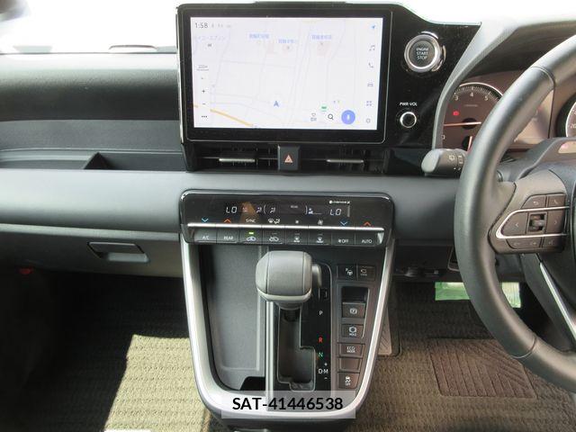 Toyota NOAH 2023-07 8367742-17