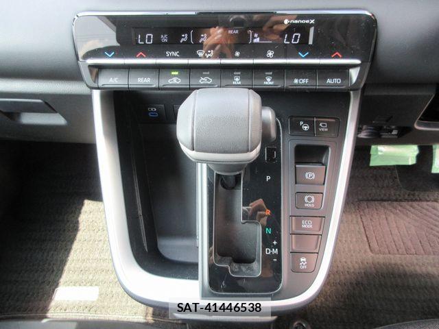 Toyota NOAH 2023-07 8367742-18