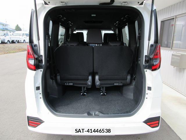 Toyota NOAH 2023-07 8367742-28