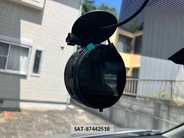 Toyota NOAH 2012-02 8367746-27