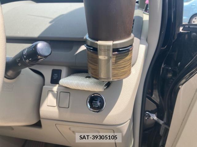 Toyota NOAH 2009-09 8414015-13