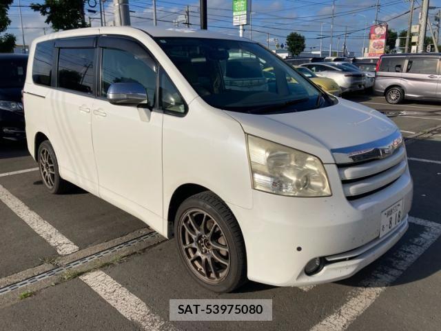 Toyota NOAH 2009-06 8414023-2