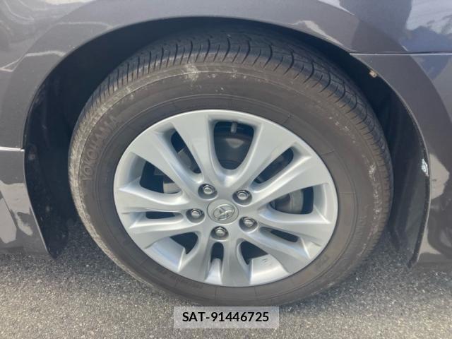 Toyota NOAH 2011-02 8414012-8
