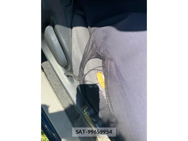 Toyota NOAH 2003-03 8414014-5