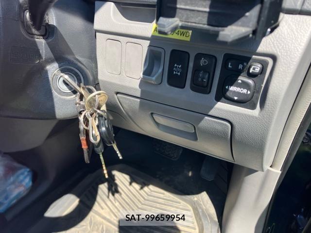 Toyota NOAH 2003-03 8414014-7