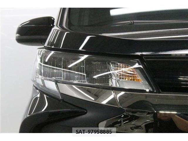 Toyota NOAH 2024-10 8485831-11