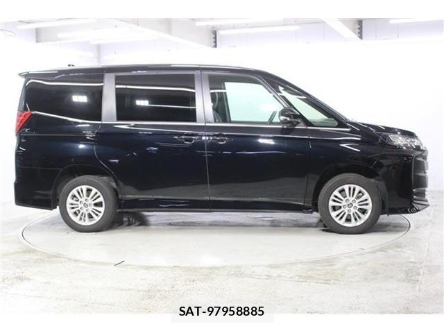 Toyota NOAH 2024-10 8485831-3